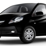 Honda Brio Hitam